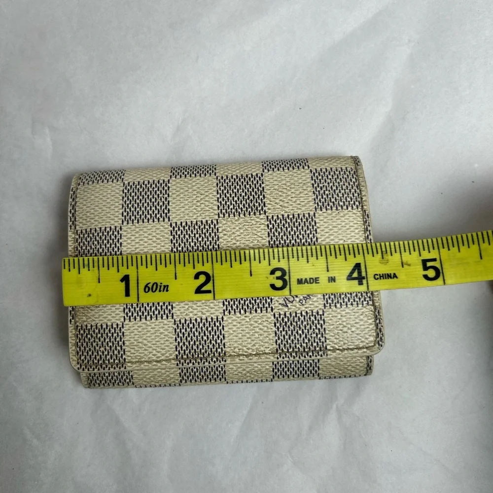 Louis Vuitton Authentic Card Holder - Picture 10 of 15